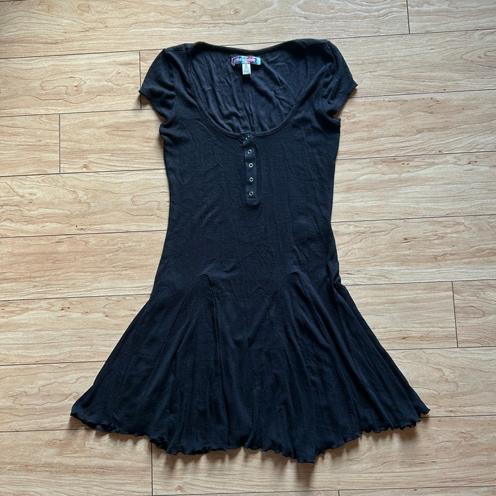 Black casual dress